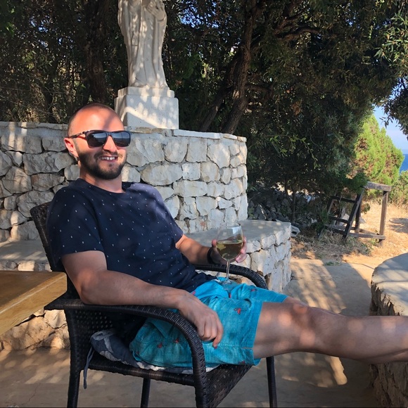 Meet your Posher, Thomas - Picture 1 of 1